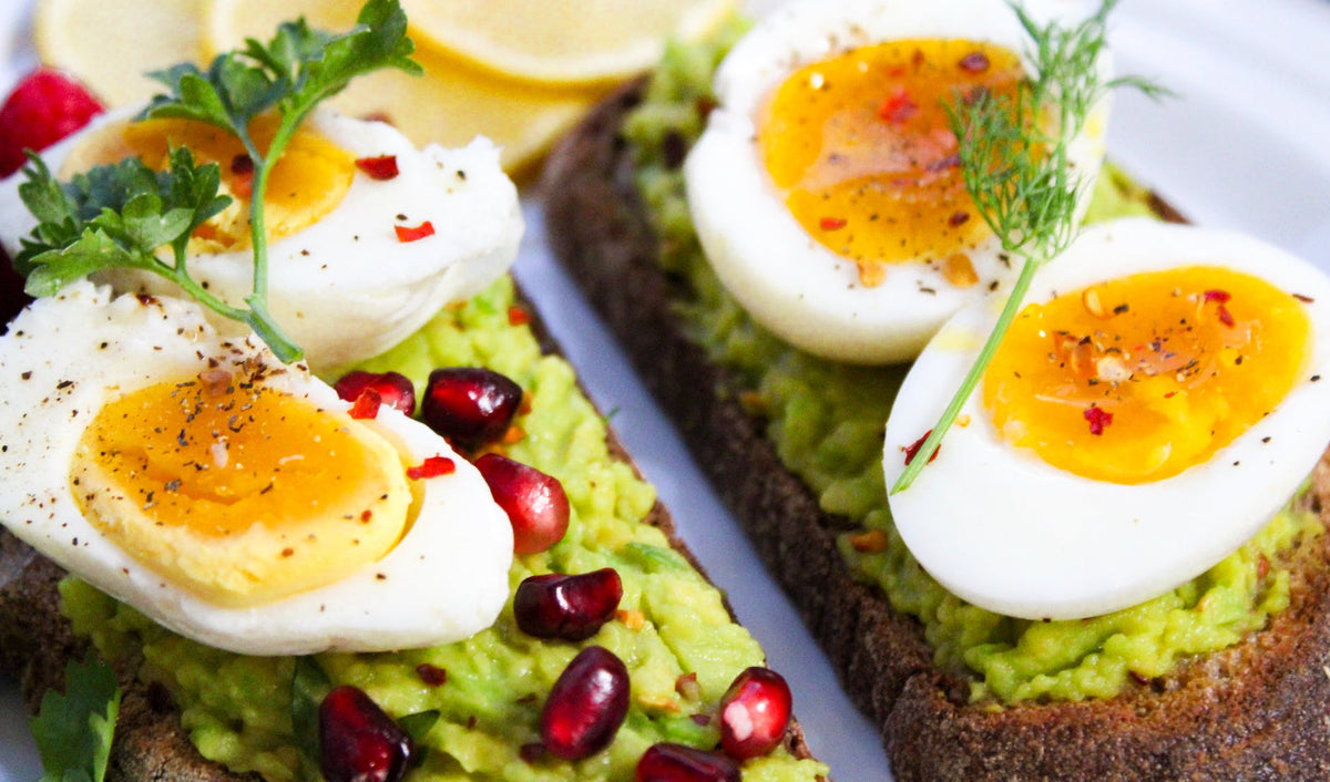 What to Eat in Each Phase of Your Menstrual Cycle: A Complete Nutrition Guide