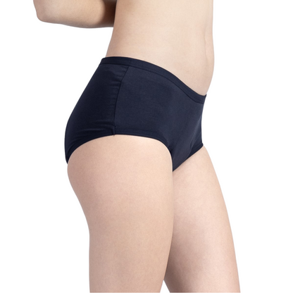 Breathable cotton teen period panties – safe and sustainable