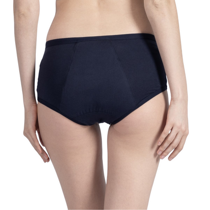Durable washable menstrual underwear for teenage girls