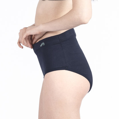 High-waist period underwear for women – reusable and eco-friendly